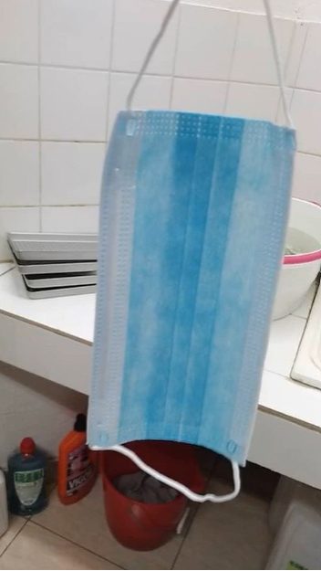 Alerte concernant les bavettes bleus vendus dans la rue